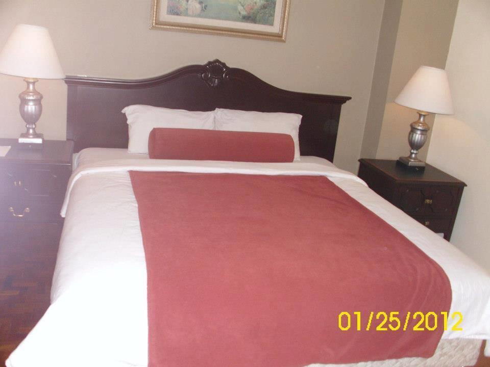 Lourdes Suites Makati City Eksteriør bilde