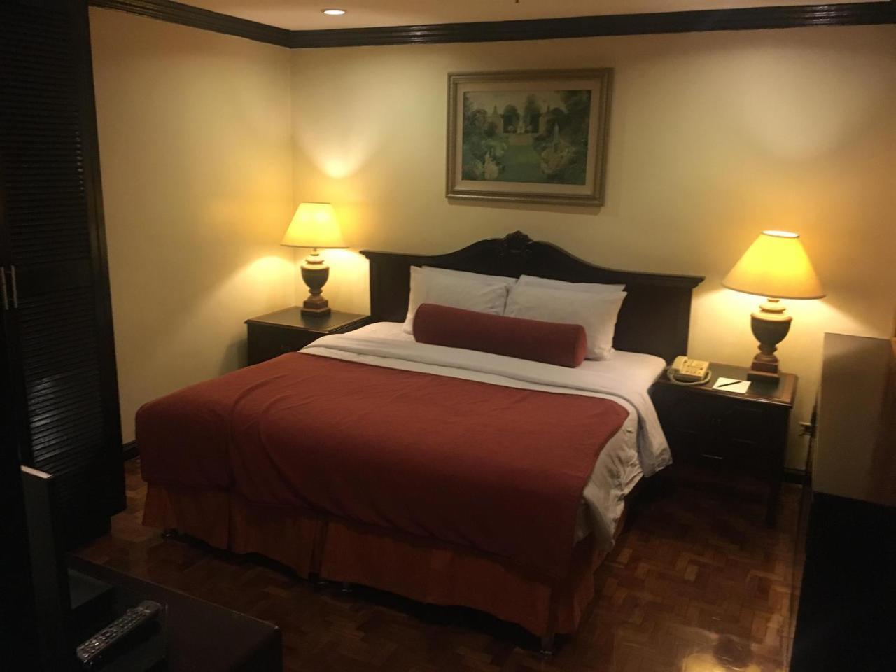 Lourdes Suites Makati City Eksteriør bilde