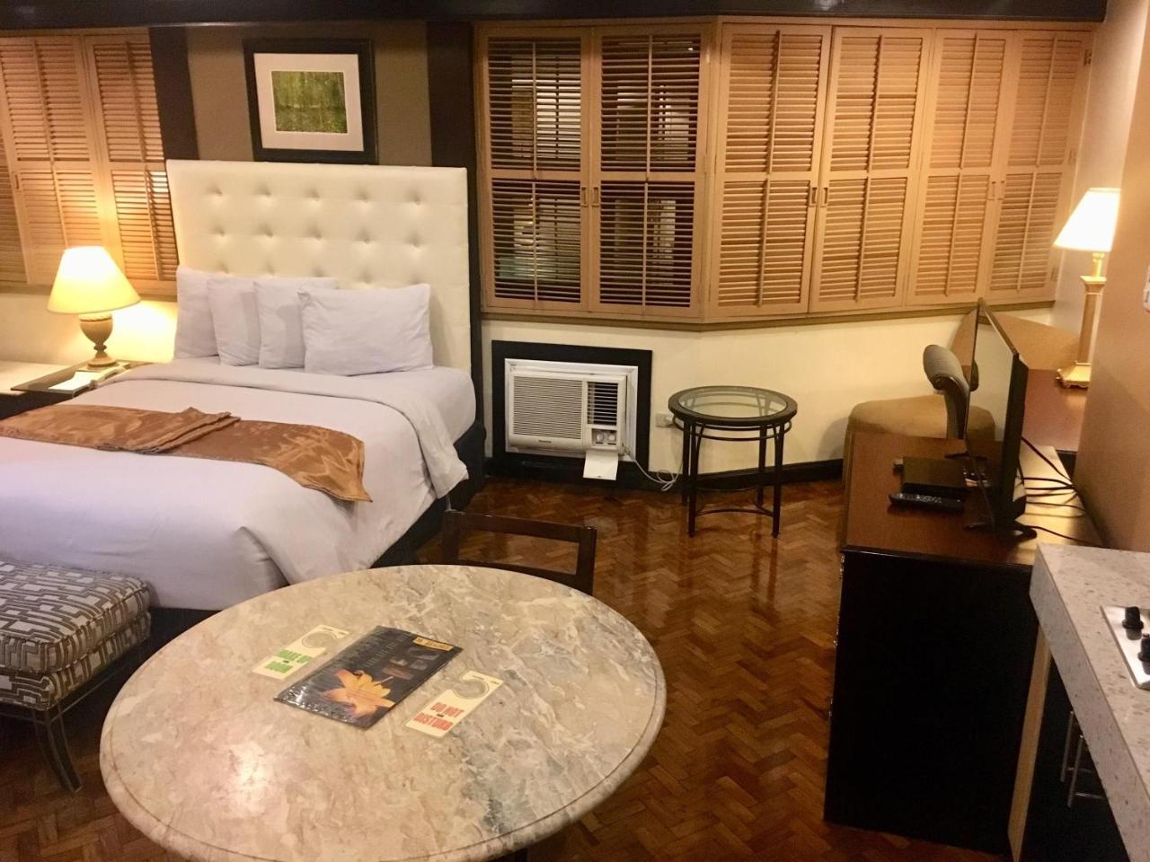 Lourdes Suites Makati City Eksteriør bilde